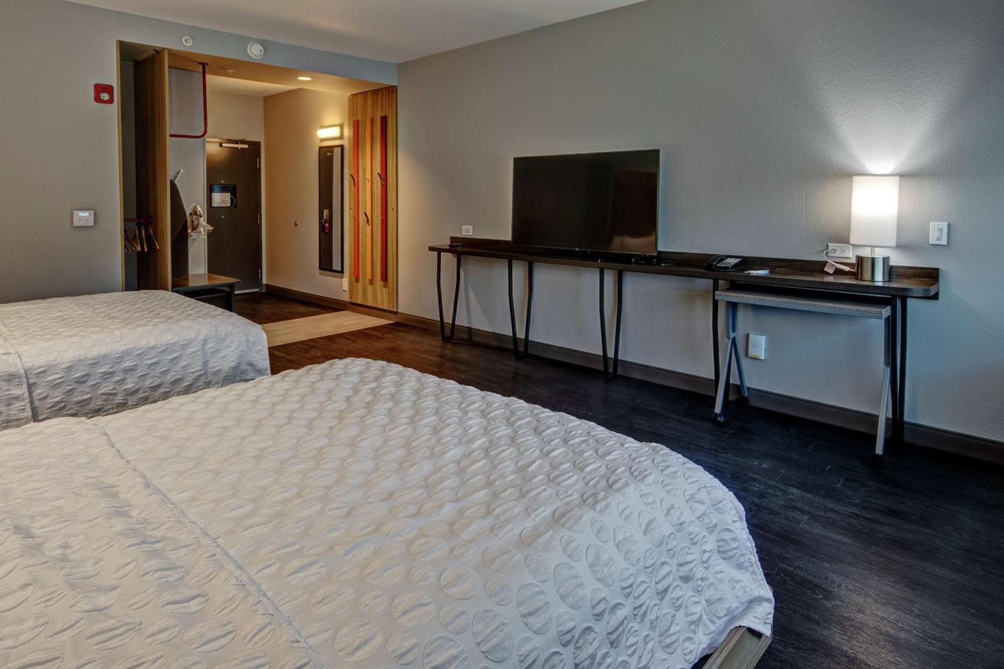 Tru By Hilton Roanoke Hollins Hotel Ngoại thất bức ảnh