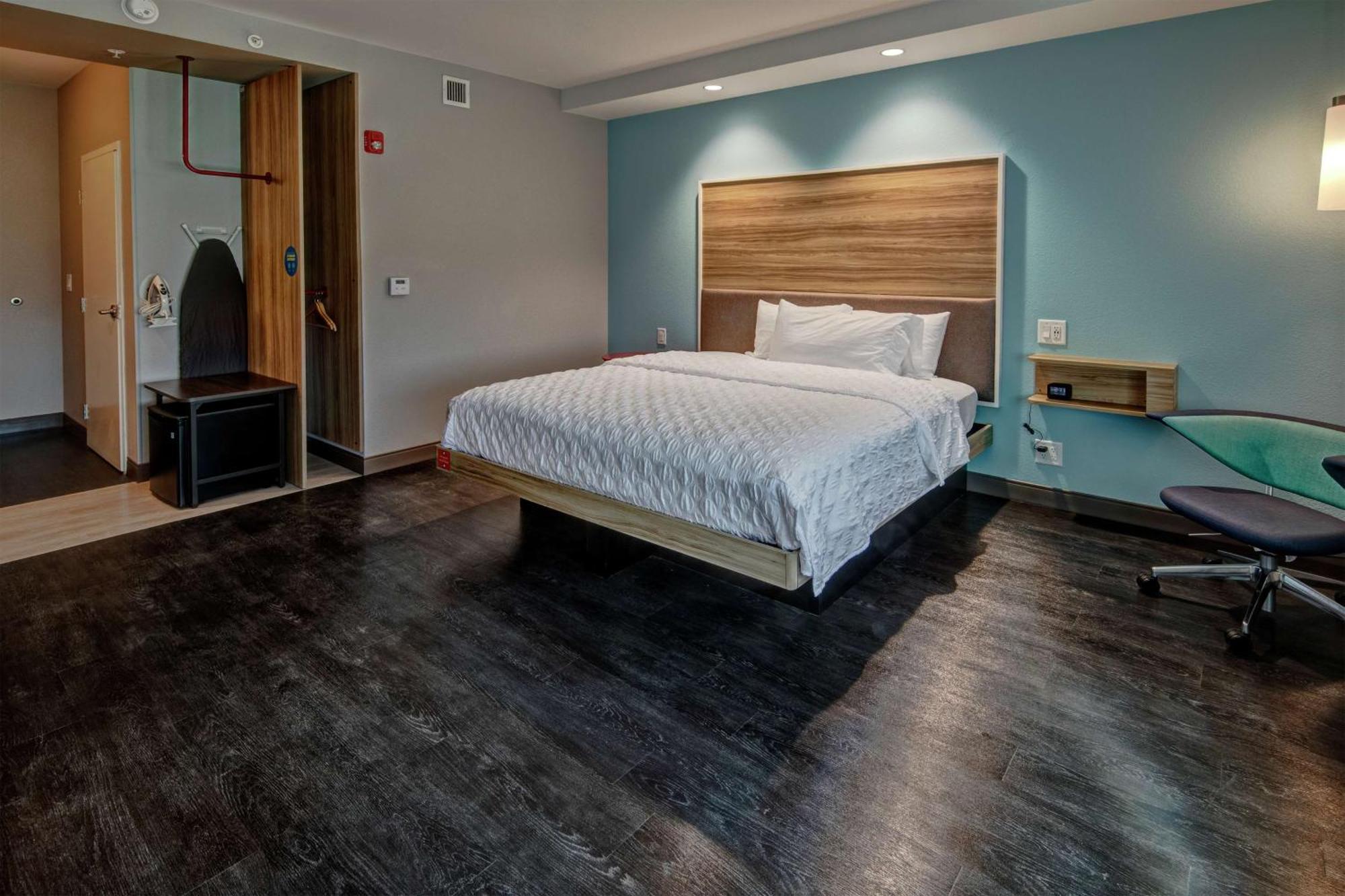 Tru By Hilton Roanoke Hollins Hotel Ngoại thất bức ảnh