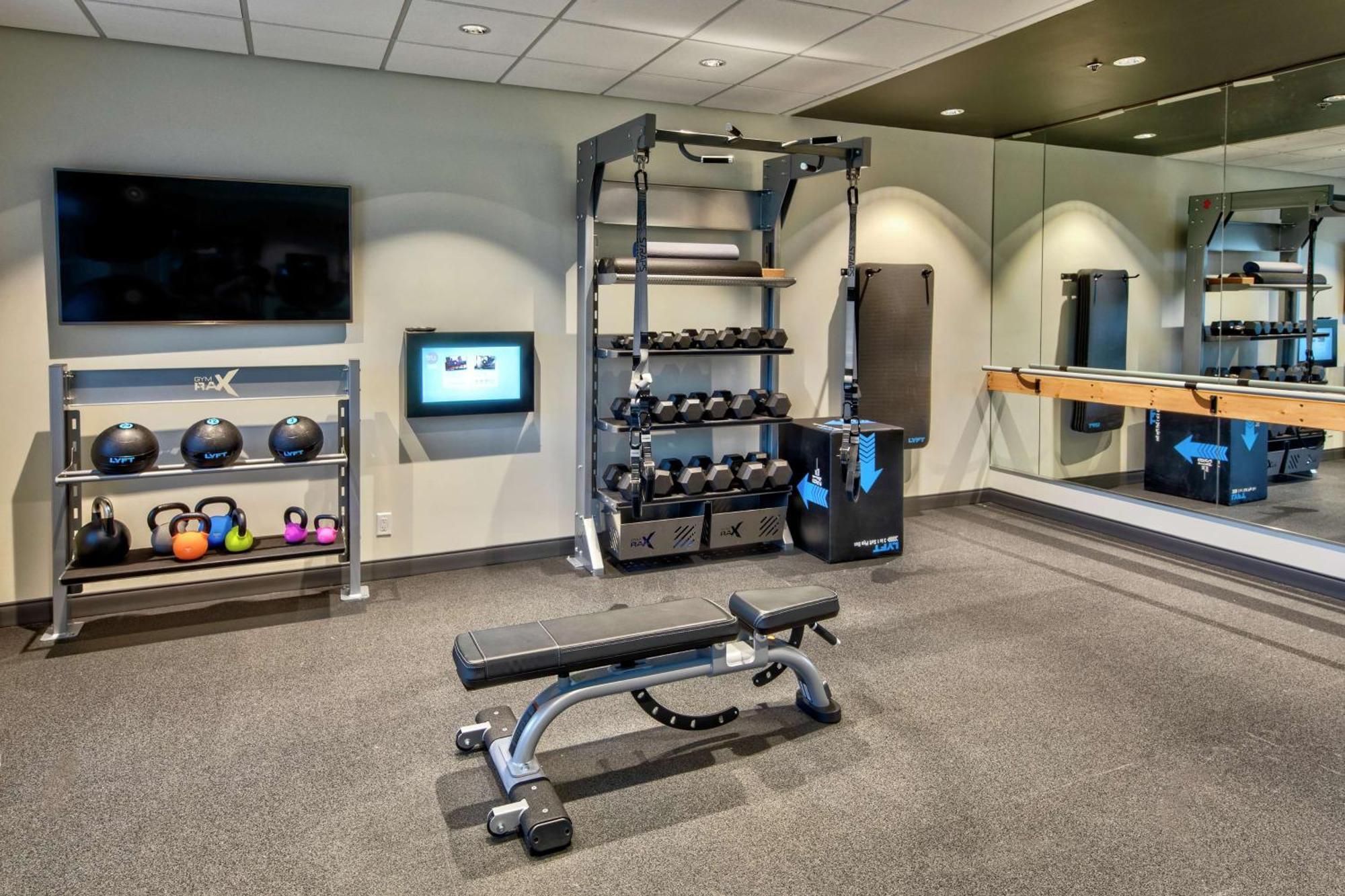 Tru By Hilton Roanoke Hollins Hotel Ngoại thất bức ảnh